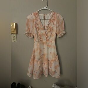 SIZE XSMALL FLORAL DRESS AMAZING FOR SPRING SO CUTE CASUAL WEAR